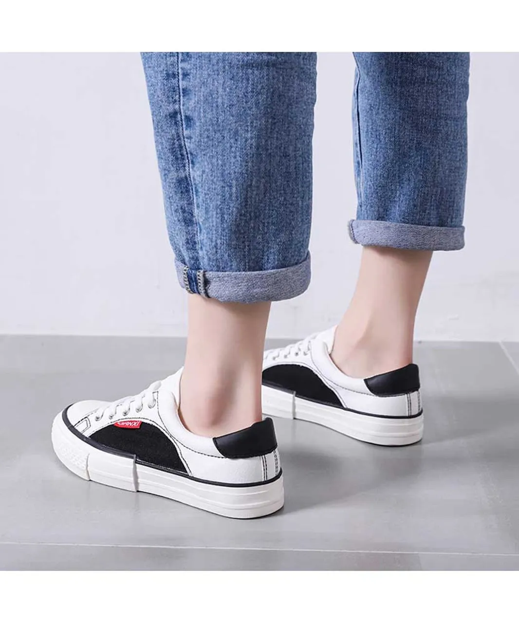 Black white canvas lace up shoe sneaker