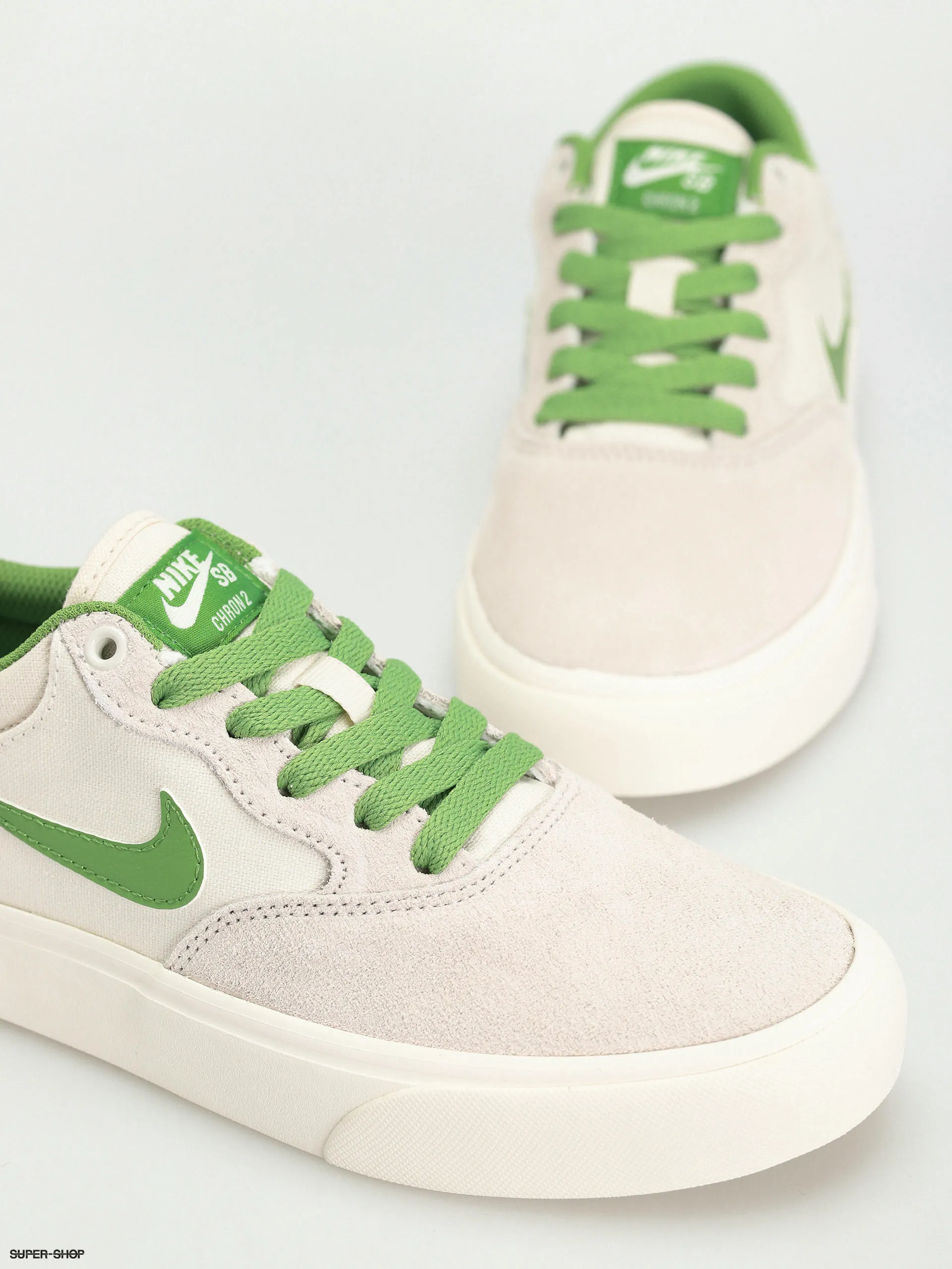 Nike SB Chron 2 Shoes (phantom/chlorophyll summit white sail)