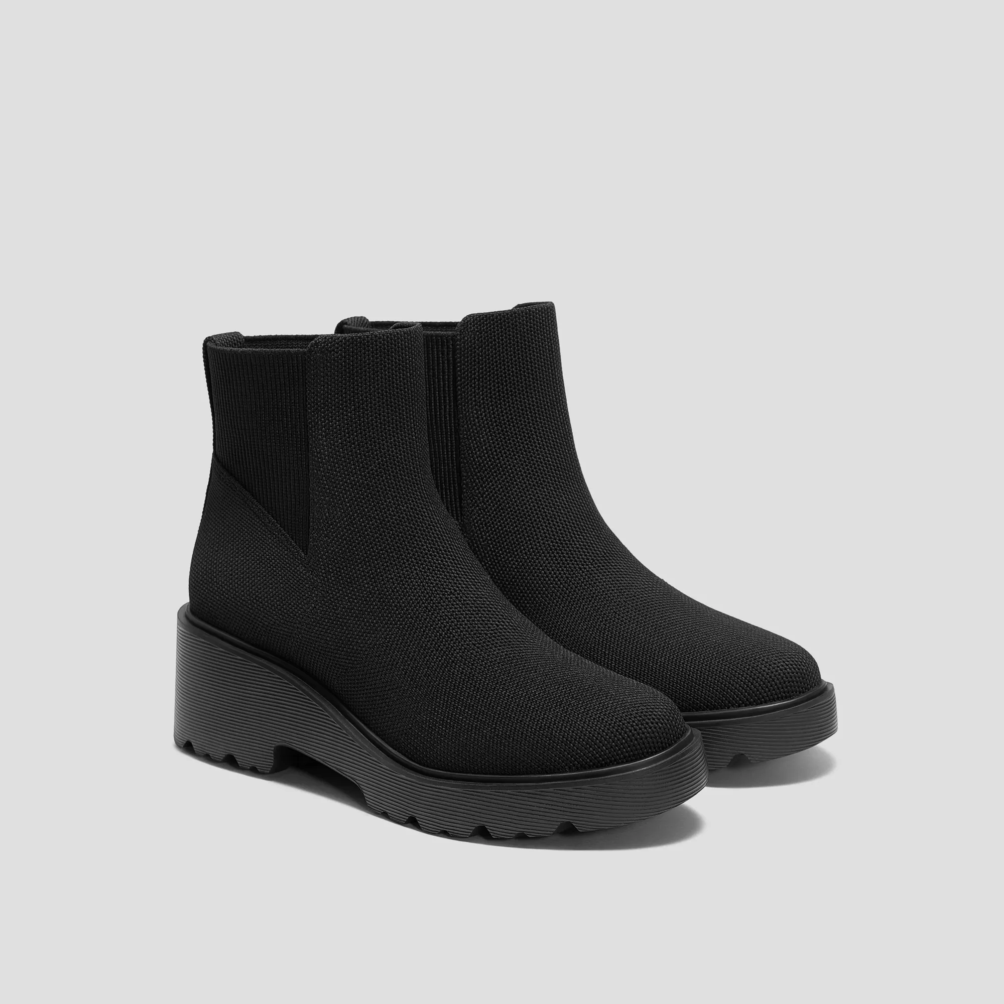   Round-Toe Platform Chunky Wedge Boots (Everly)