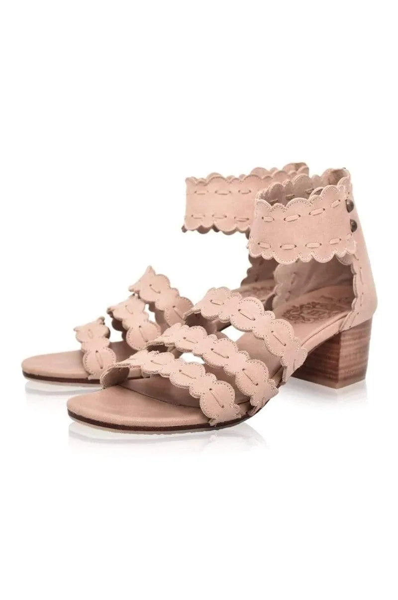 Seaside Leather Sandals in Vintage Beige