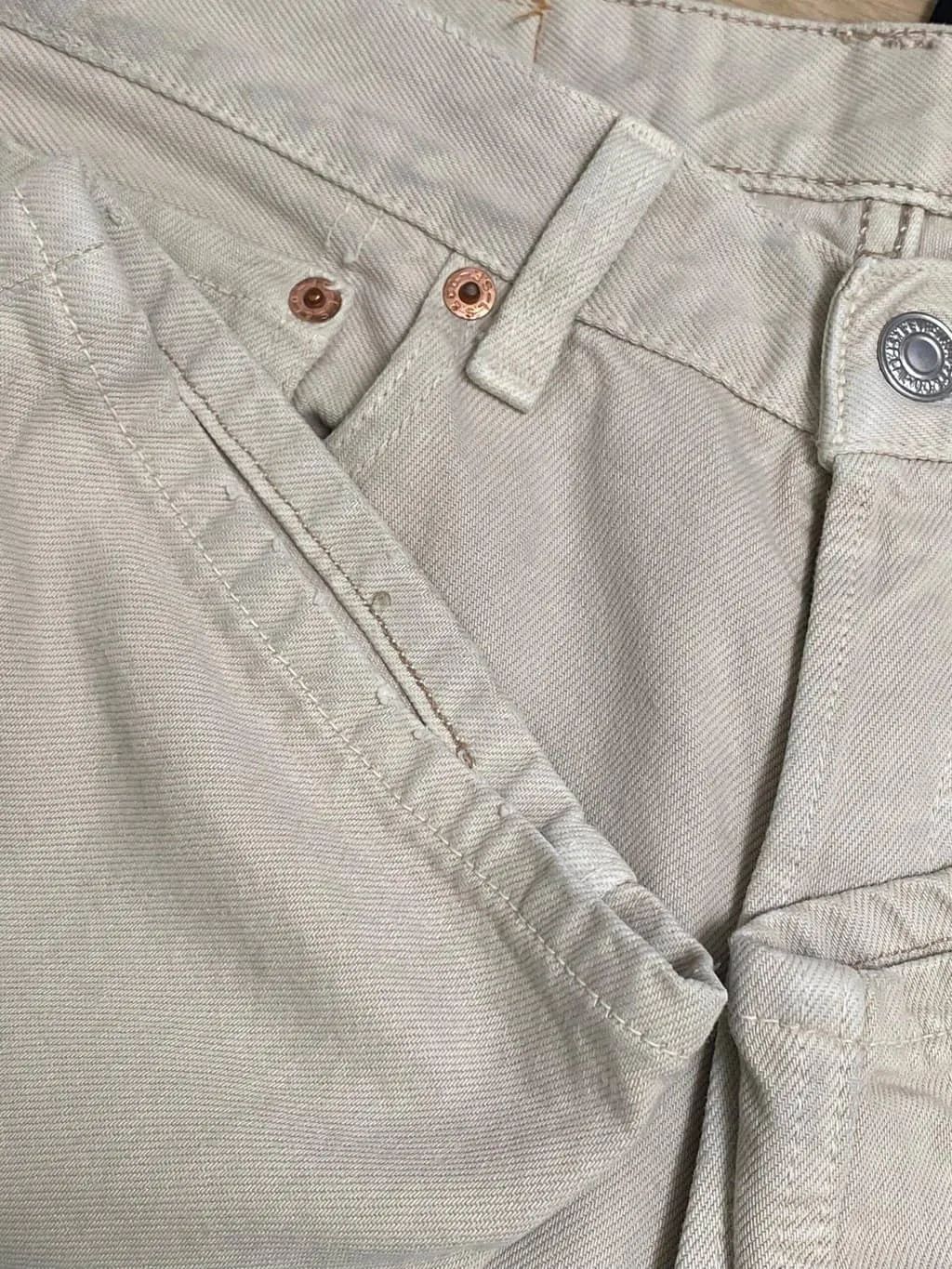 Vintage Levis 501 jeans 31 x 31 beige USA made 90s