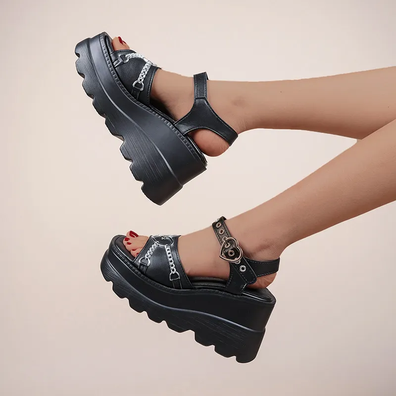 Women Metal Chain Roman Sandals 