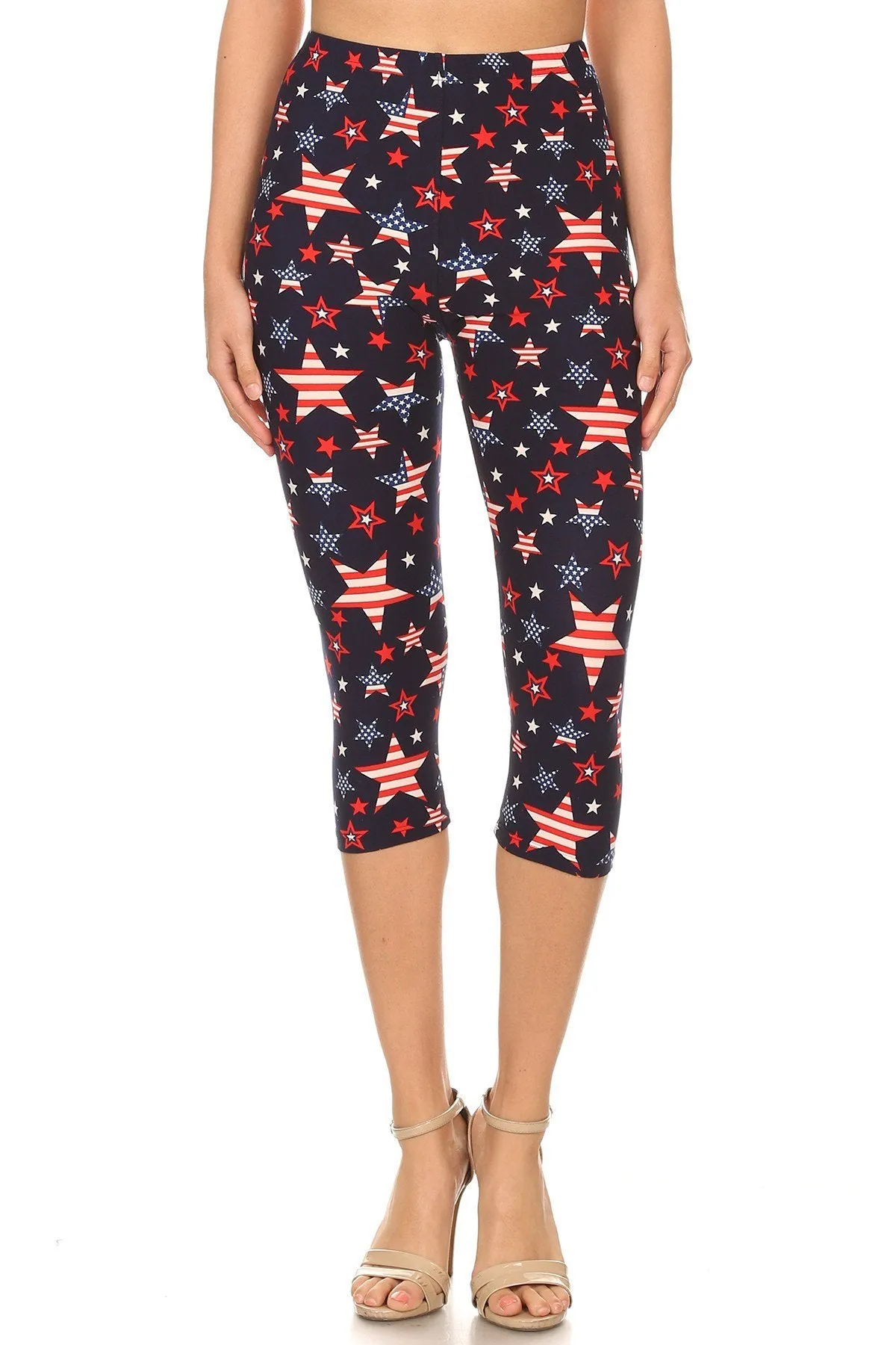 Women's Plus Stars & Stripes American Flag Printed Cropped Capri Leggings