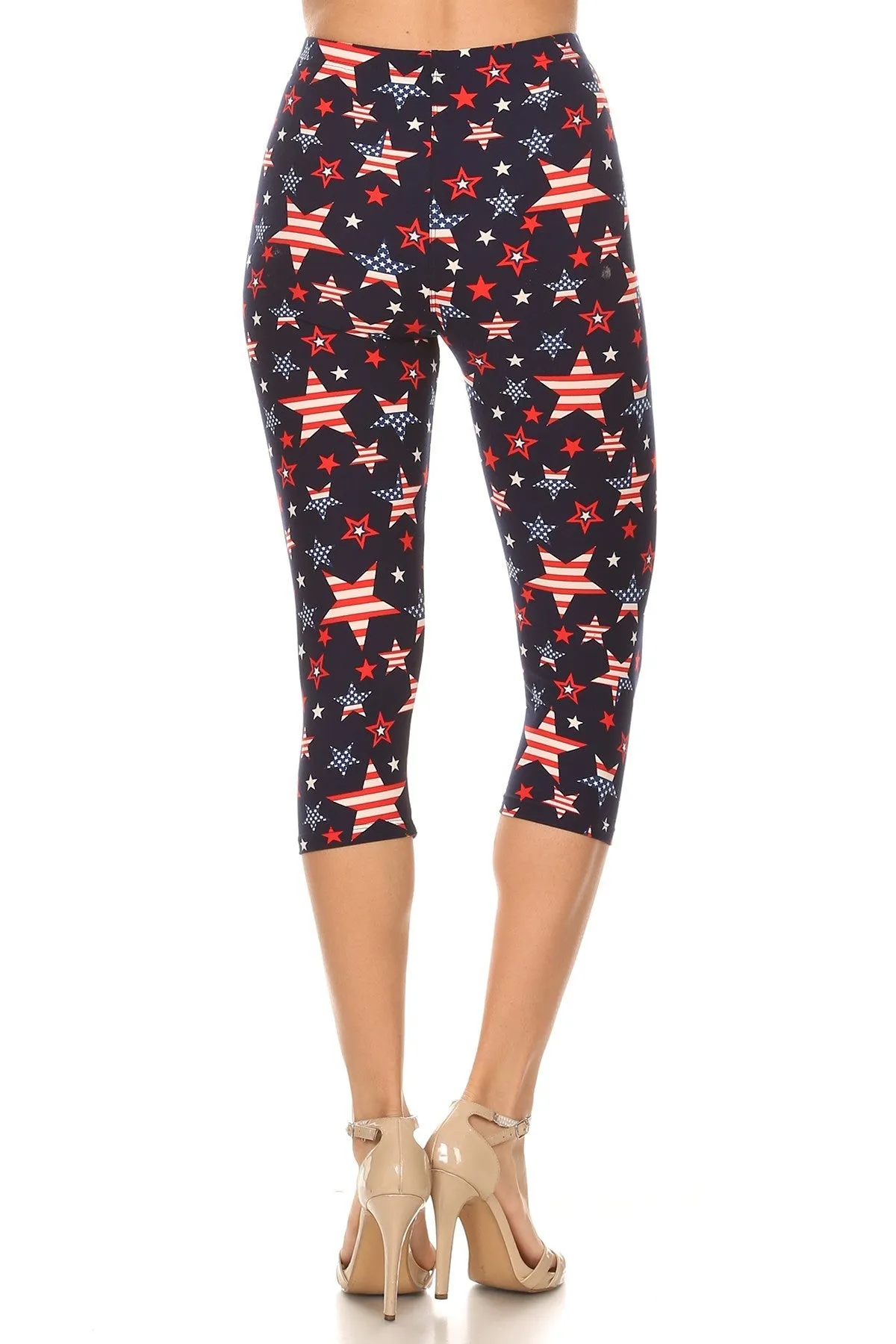 Women's Plus Stars & Stripes American Flag Printed Cropped Capri Leggings