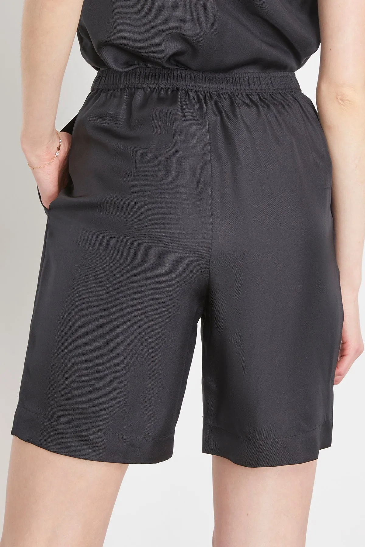 Zinia Shorts in Black